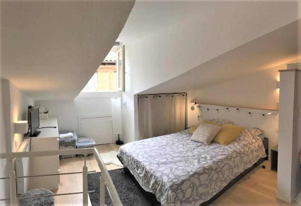 Апартаменти Duplex Aux Carmes Тулуза Екстер'єр фото